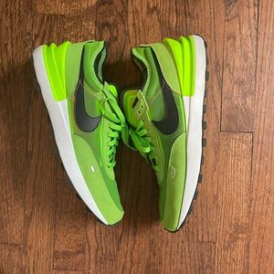 Nike waffle one shoes